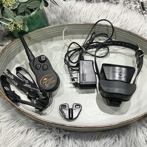 SportDOG Collar SDT00-12490 & Transmitter SDT00-12274 WITH Charger EUC